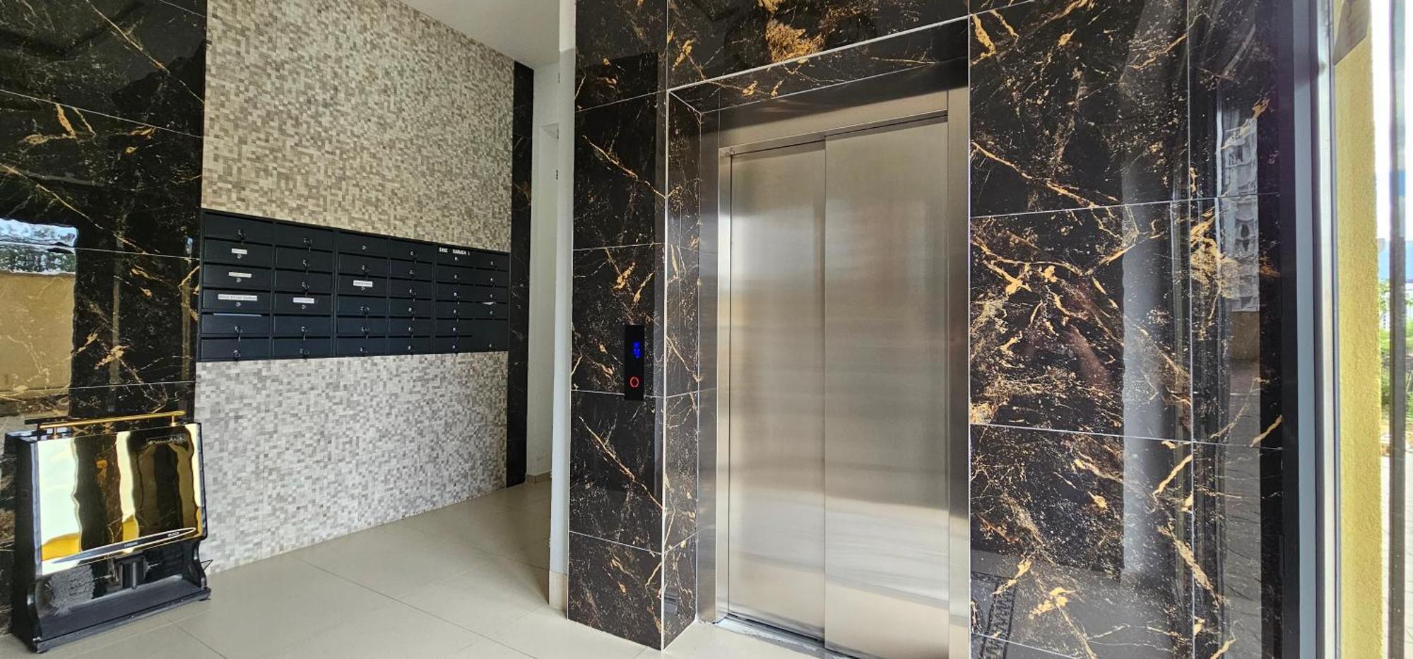 Value Living Apartment Ferizaj Eksteriør bilde