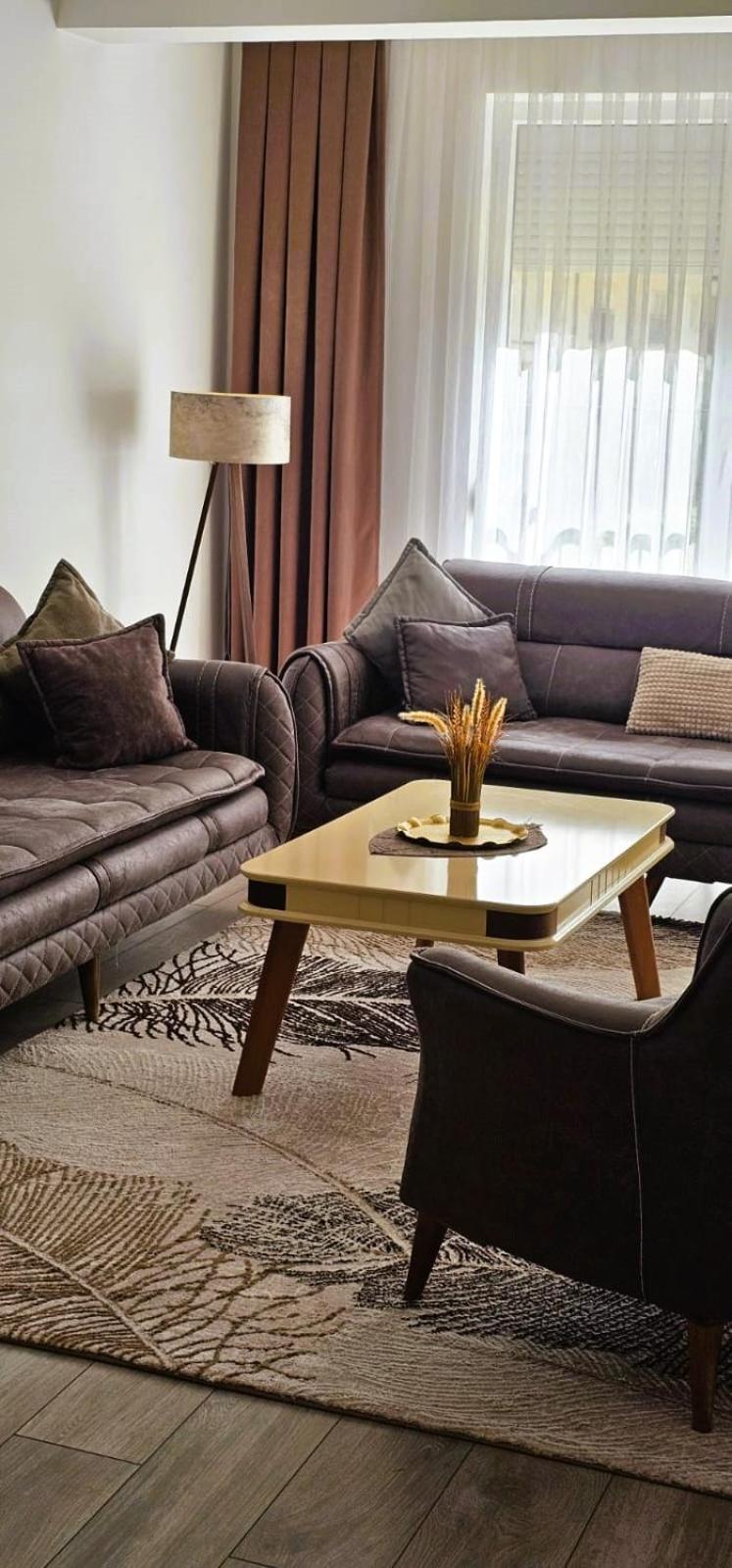 Value Living Apartment Ferizaj Eksteriør bilde